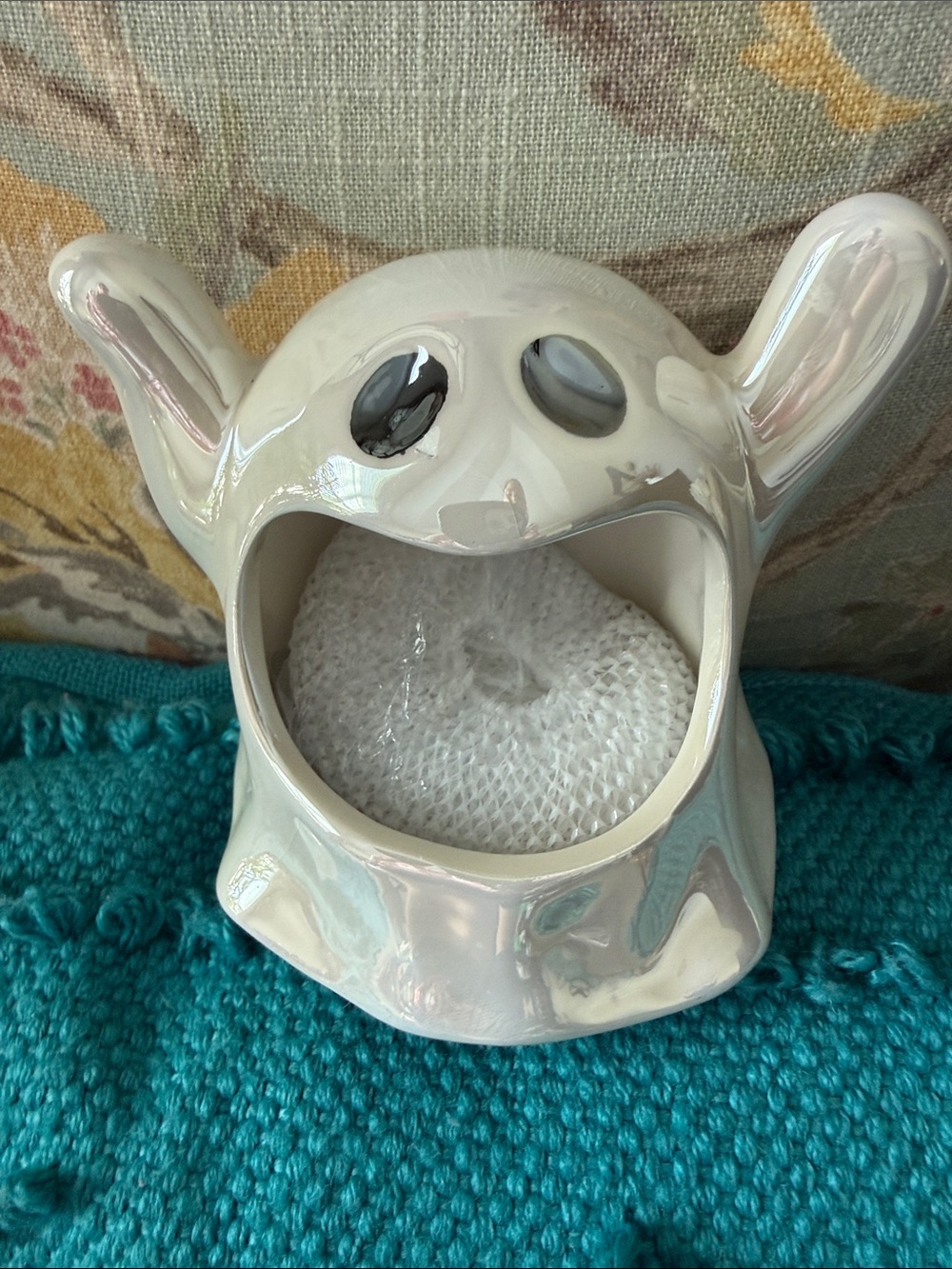 Iridescent White Ceramic Ghost Kitchen Sponge Holder - Home Art